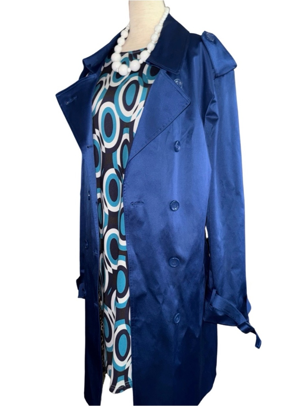 Mod Shift Dress Blue Geometric Print
Sleeveless Retro Office Maximalist - Picture 9 of 10